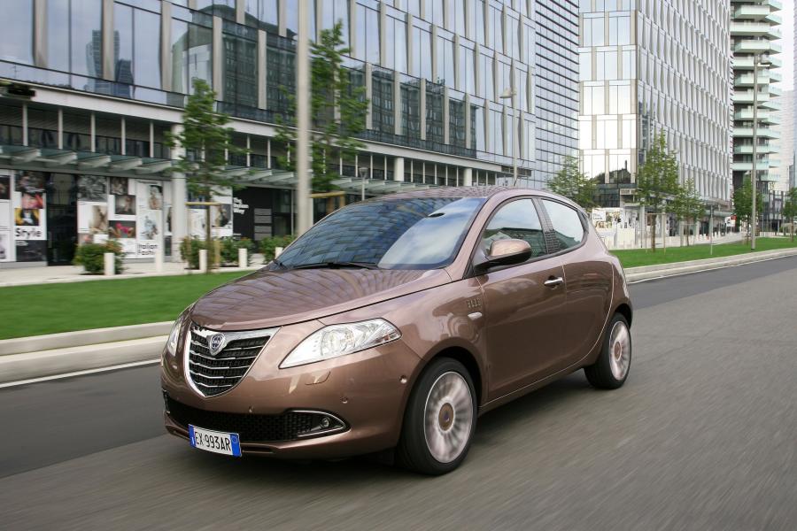  Lancia Ypsilon ELLE (846) 2014 года  (фото 12 из 34)